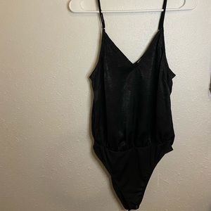 V neck front cami top from forever 21.